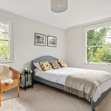 Image 9 - Balfour Road, London, N5 2HE, United Kingdom - Townhouse for sale