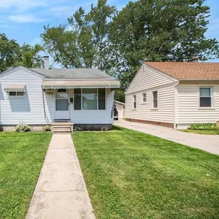 Buy this 2 bed house on 29026 Block Street in Garden City, MI 48135