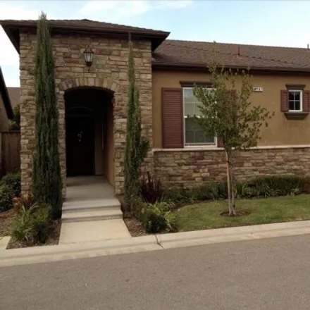 Buy this 3 bed house on 3791 Heritage Lane in Clovis, CA 93619
