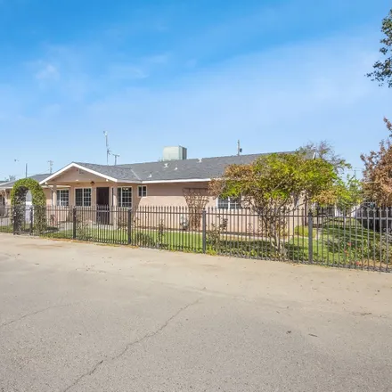 Buy this 4 bed house on 3662 Daggett Street in Riverdale, Fresno County