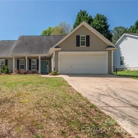 Buy this 3 bed house on 12478 Cumberland Crest Drive in Huntersville, NC 28078