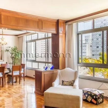Buy this 4 bed apartment on Rua Doutor Albuquerque Lins 958 in Santa Cecília, São Paulo - SP