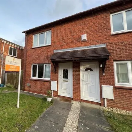 Rent this 2 bed house on Simonsbath in Bletchley, MK4 1DR