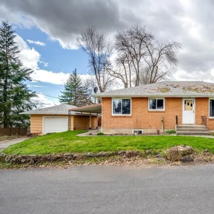 Buy this 5 bed house on 525 North J Street in Palouse, Whitman County