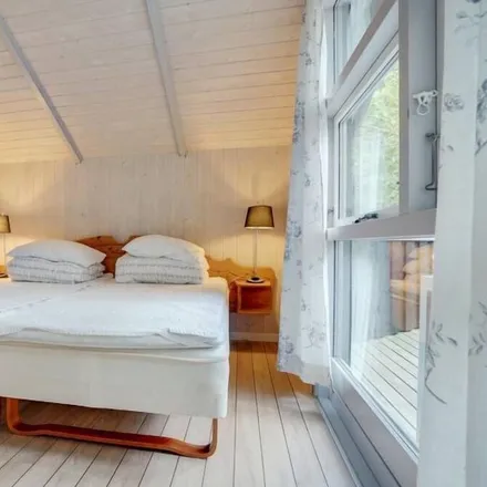 Rent this 4 bed house on Hals in Færgevej, 9370 Hals