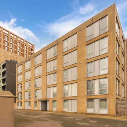 Buy this 1 bed apartment on Watling House in 128 New Kent Road, London