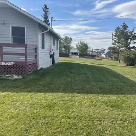 Image 8 - 620 Reynolds Street, Valley View Castle Mobile Home Park, Lewistown, MT 59457, USA - House for sale