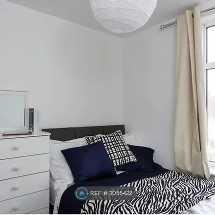 Rent this 6 bed townhouse on 613 Filton Avenue in Bristol, BS7 0QH