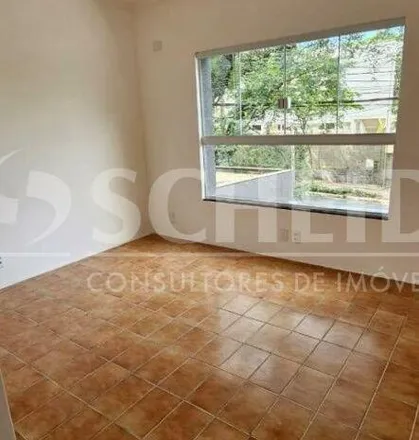 Rent this studio house on Rua Conde de Itu in Santo Amaro, São Paulo - SP