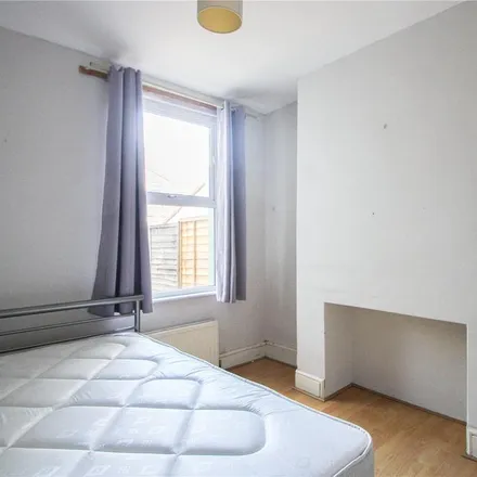 Rent this 1 bed room on B&amp;S Cleaning in Mansfield Street, Bristol