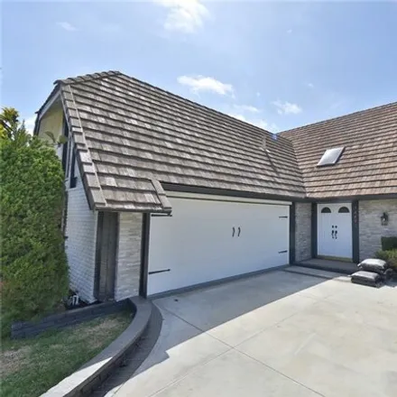 Buy this 5 bed house on 14661 Alder Lane in Tustin, CA 92780