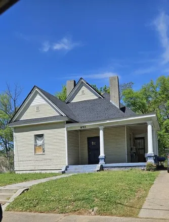 Buy this 3 bed house on 878 Ioka Avenue in Memphis, TN 38126