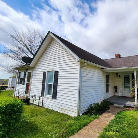 Buy this 2 bed house on 553 Short Street in Adairville, Logan County