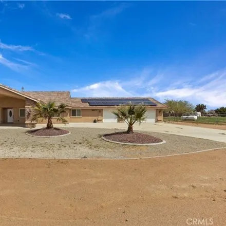 Buy this 5 bed house on 11094 Joshua Street in Hesperia, CA 92344