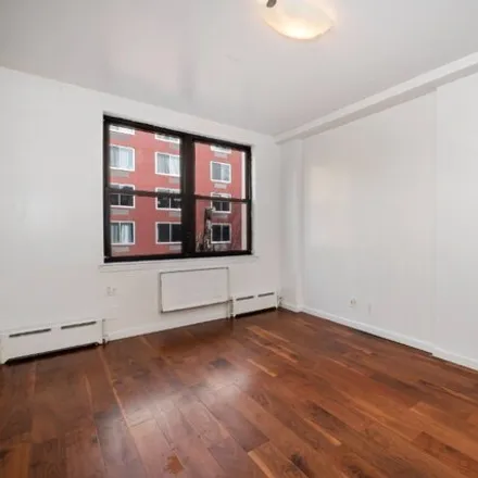 Image 4 - 165 East 116th Street, New York, NY 10035, USA - Condo for rent