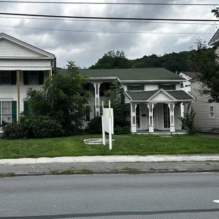 Image 1 - 735 Church Street, Honesdale, Wayne County, PA 18431, USA - House for sale