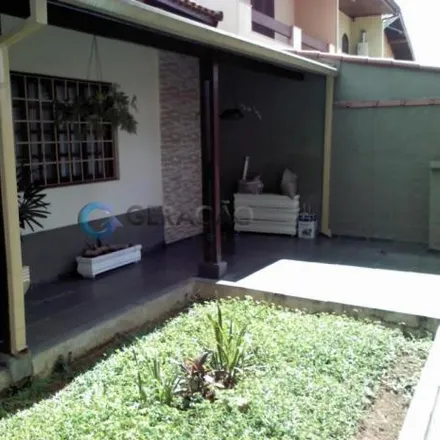 Buy this 4 bed house on Rua José Otávio Franco Bittencourt in Quinta das Flores, São José dos Campos - SP