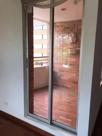 Image 7 - edificio Bari, Calle 50 28-30, Teusaquillo, 111311 Bogota, Colombia - Apartment for sale
