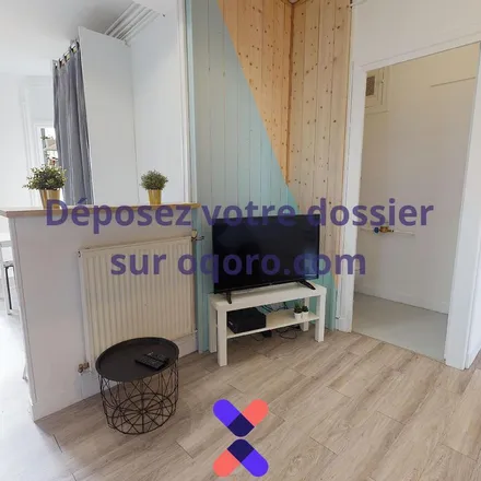 Image 2 - 89 Rue Mallifaud, 38100 Grenoble, France - Apartment for rent