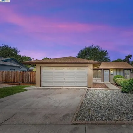 Buy this 3 bed house on 429 Swan Drive in Livermore, CA 94551