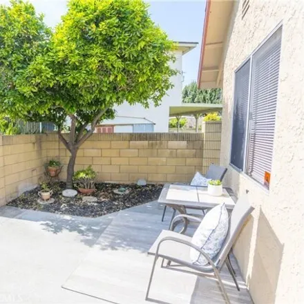 Image 7 - 13301 Caffel Way, Los Angeles County, CA 90605, USA - House for sale