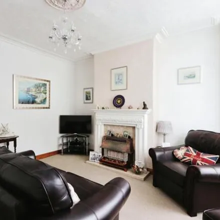Buy this 3 bed townhouse on Mirage in Eskdale Road, Sheffield