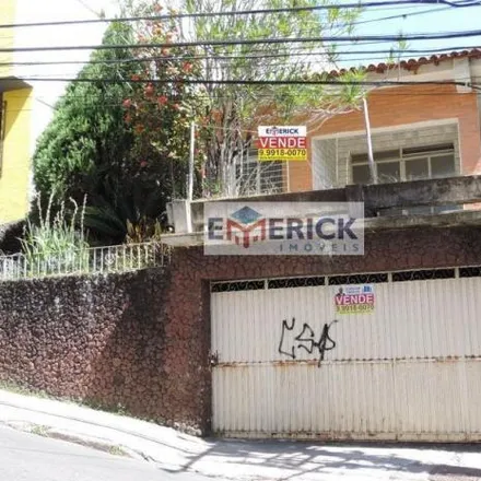 Buy this 3 bed house on Rua Chanceler Oswaldo Aranha in São Mateus, Juiz de Fora - MG