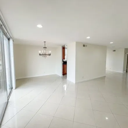 Rent this 2 bed condo on 187 South Wetherly Drive in Los Angeles, CA 90048