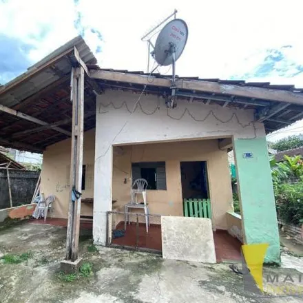 Buy this 2 bed house on Rua Hans Staden in Centro, Ubatuba - SP