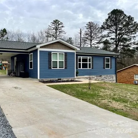 Buy this 3 bed house on 391 Maryland Drive in Oakland Heights, Rutherford County
