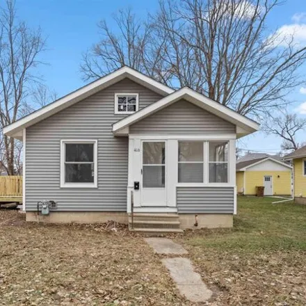 Buy this 3 bed house on 438 Saxon Street in Waterloo, IA 50703