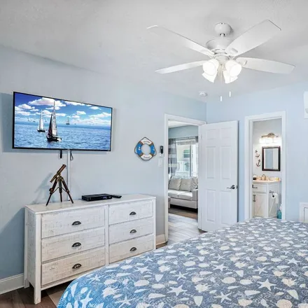 Image 5 - Saint Pete Beach, FL, 33706 - Apartment for rent