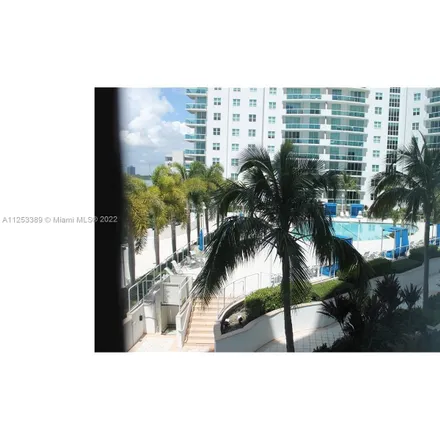 Image 5 - 7537 Adventure Avenue, North Bay Village, Miami-Dade County, FL 33141, USA - Condo for rent