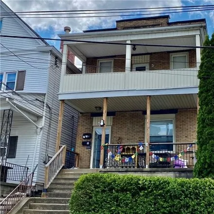 Buy this studio house on 3255 Parkview Avenue in Pittsburgh, PA 15213