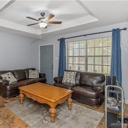 Image 2 - 111 Garfield Street, Arguello Colonia, San Juan, TX 78589, USA - House for sale