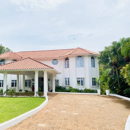 Image 3 - Luxury Villas $ 1 - House for sale