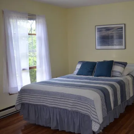 Rent this 4 bed house on Edgartown in MA, 02539