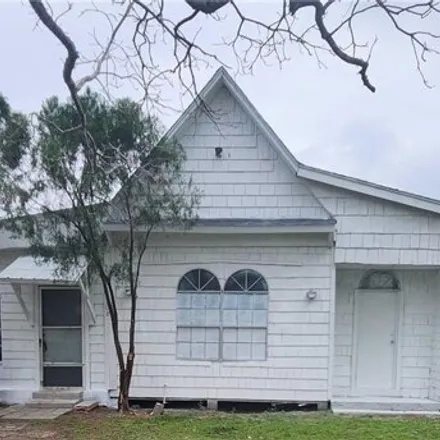 Buy this 3 bed house on 338 North 6th Street in Donna, TX 78537