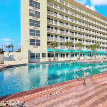 Buy this 1 bed condo on Lenox Avenue in Daytona Beach, FL 32118