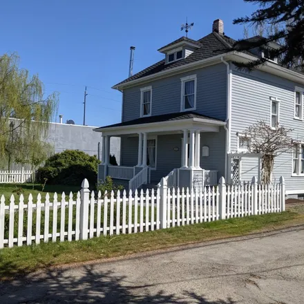 Buy this 4 bed house on 212 South 45th Street in Tacoma, WA 98418