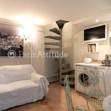 Rent this 2 bed townhouse on 41 Rue Quincampoix in 75004 Paris, France