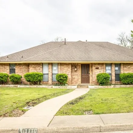 Buy this 4 bed house on 1158 Fawn Ridge Drive in Duncanville, TX 75137