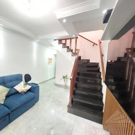 Buy this 3 bed house on Rua Rene de Oliveira Grecco in Parque São Vicente, Mauá - SP