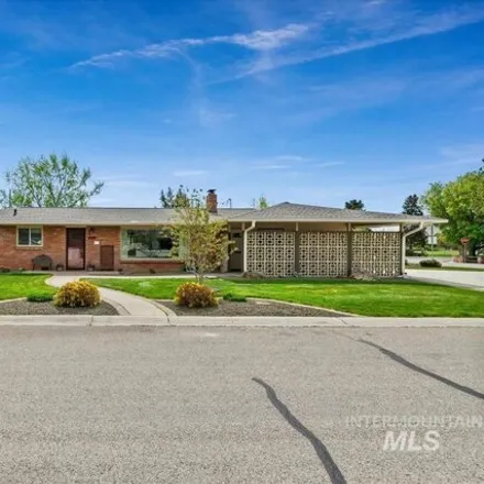 Buy this 3 bed house on 4115 West Hillcrest Drive in Boise, ID 83705