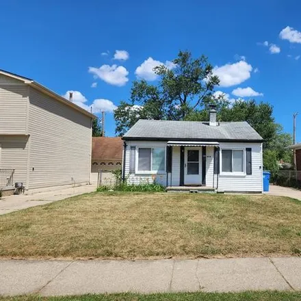 Buy this 2 bed house on 8418 Fenton Street in Dearborn Heights, MI 48127