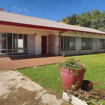 Rent this 3 bed apartment on 48 Liza Street in Kilner Park, Pretoria