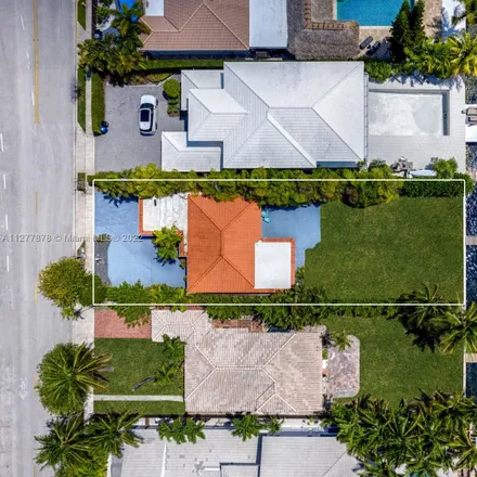 Image 2 - 1170 Stillwater Drive, Miami Beach, FL 33141, USA - House for sale
