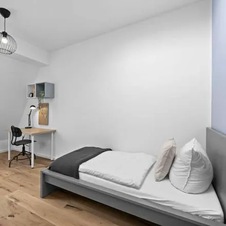 Rent this 5 bed apartment on Turiner Straße 4 in 13347 Berlin, Germany