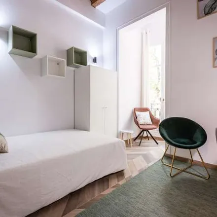 Rent this 5 bed apartment on Carrer de Balmes in 143, 08001 Barcelona