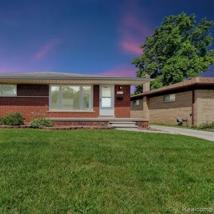 Image 1 - 26021 Figueroa Street, Dearborn Heights, MI 48127, USA - House for rent
